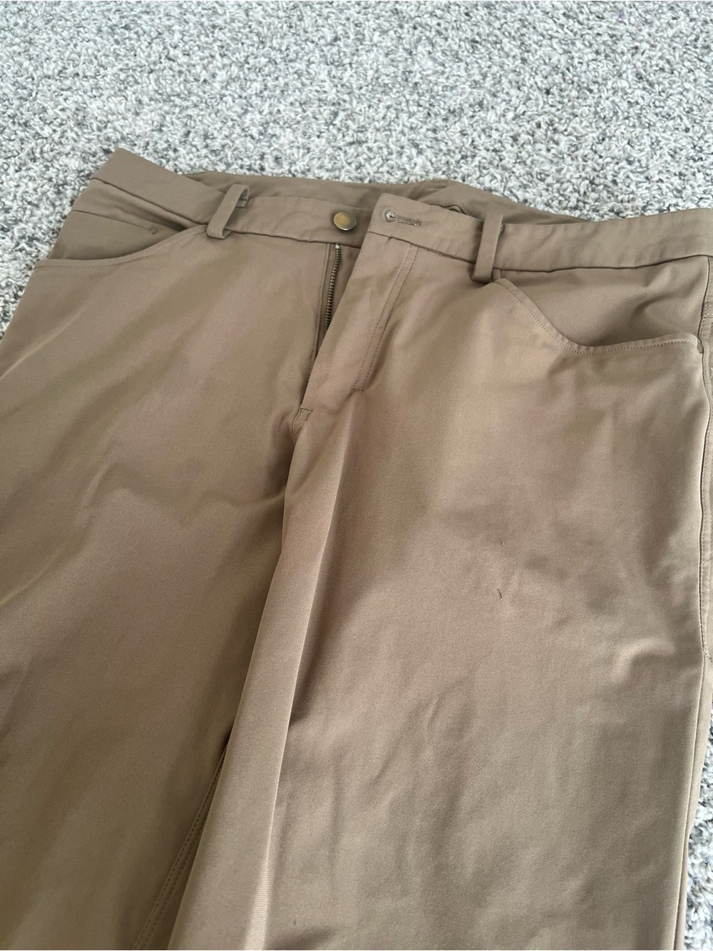 lululemon athletica Men's Khaki Chino Pants - Taupe
